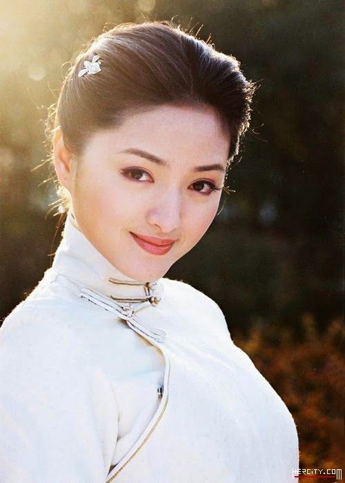 傳徐才厚父子同包養軍中第一美女張瀾瀾亡命日本 - 時事台 - 香港高登討論區