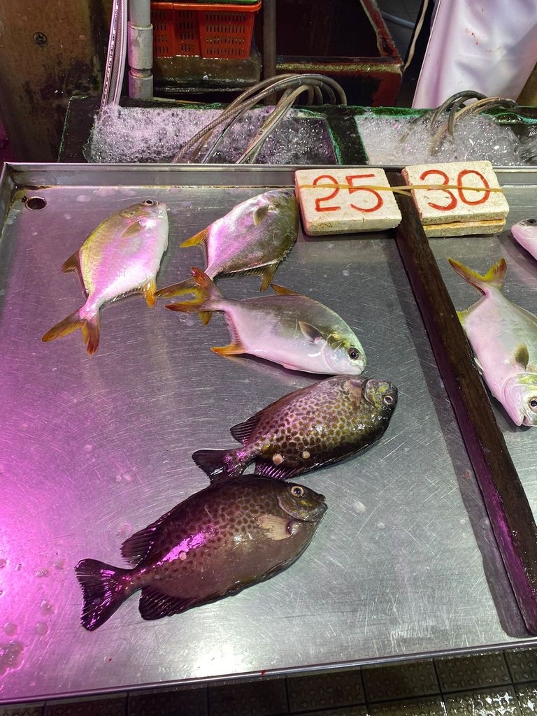 港女茶記食$67蒸魚 另加白飯兩條嘢呻搵笨 公審反遭網民鬧爆 - 時事台 - 香港高登討論區