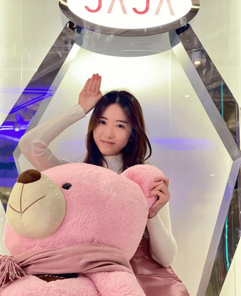 女團前隊長老江湖 頂替某台成年團員 - 時事台 - 香港高登討論區